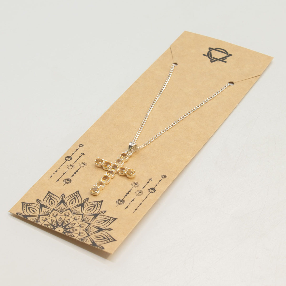Colgante devocional indio - plateado (cadena de 45 cm) - crucifijo de citrino
