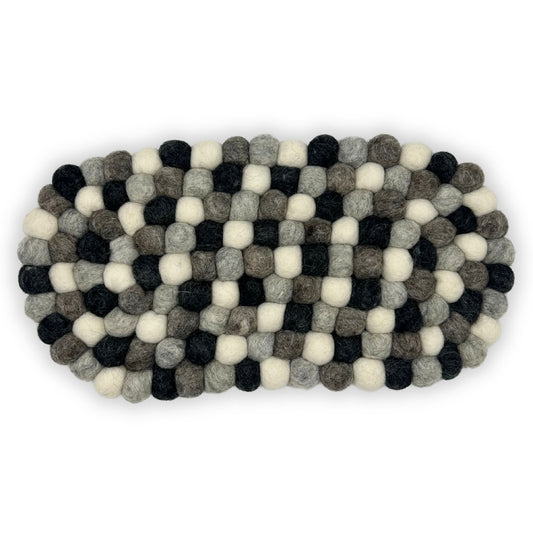 Tapete central ovalado de bolas de fieltro - 38 x 18 cm, color gris multicolor