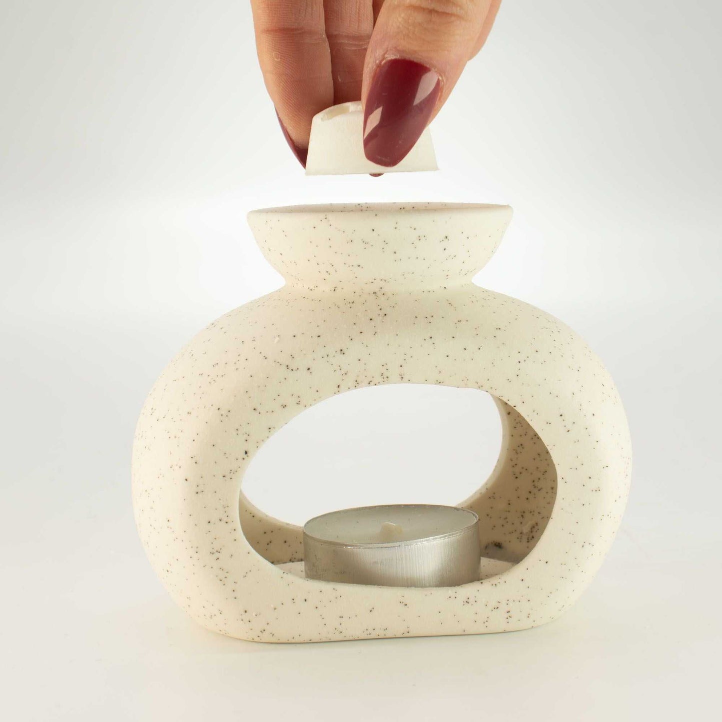 Quemador de Aceite Cerámico Zen - Guijarro Ovalado - Blanco Roto Moteado
