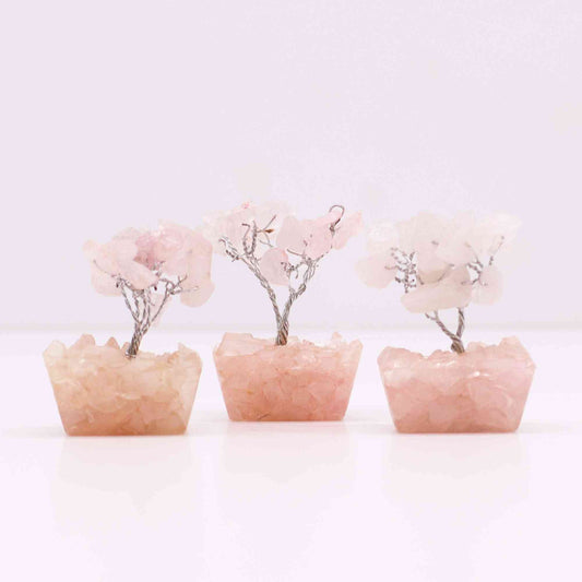 Mini árbol de piedras preciosas sobre base de orgonita - Cuarzo rosa (15 piedras)