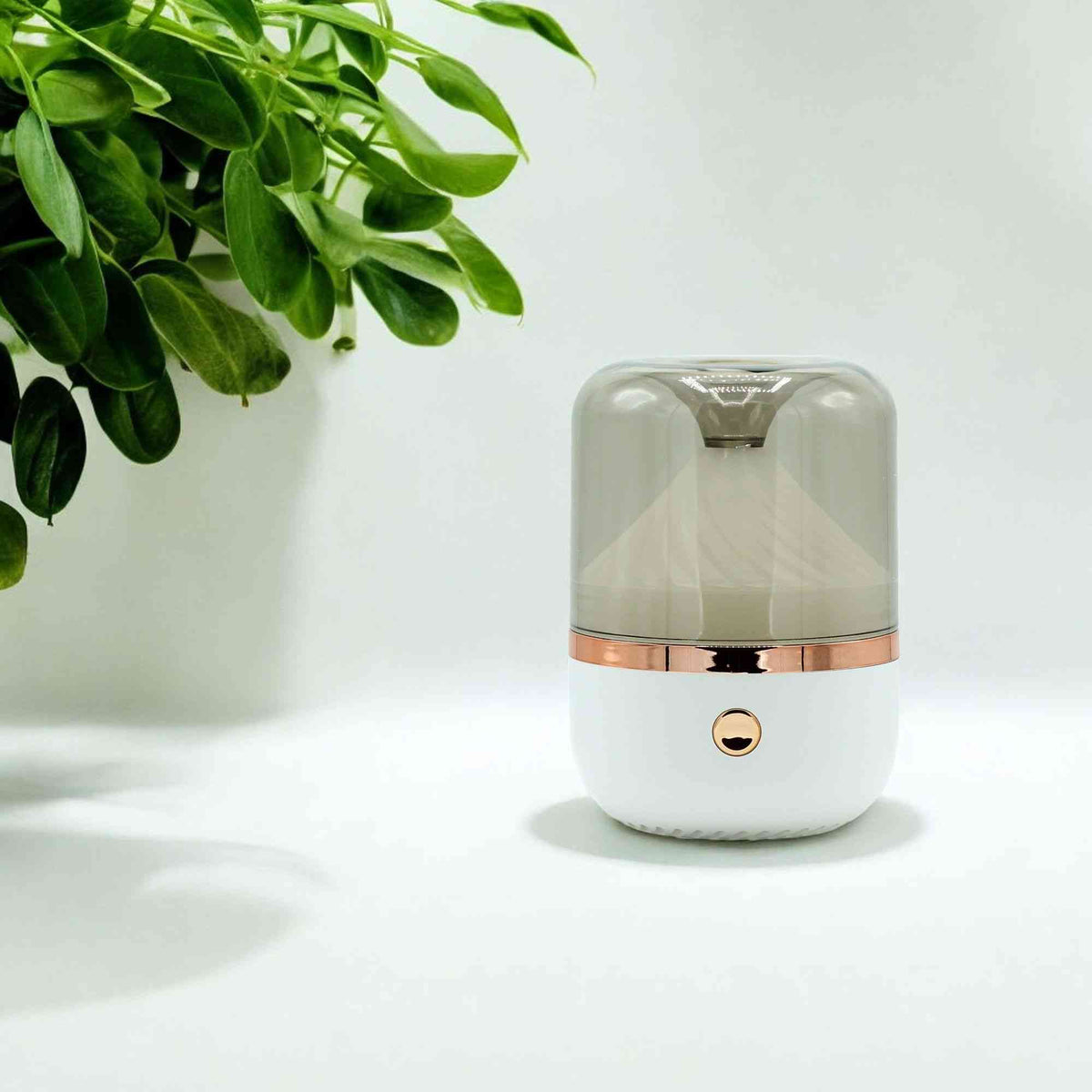 Difusor Aroma Blanco y Bronce - USB - Cambio de color - Difusores de aromas | El Bazar de Tizar