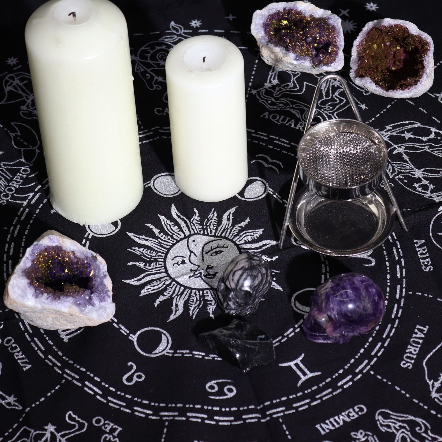 Mantel de altar esotérico con flecos - Horóscopo
