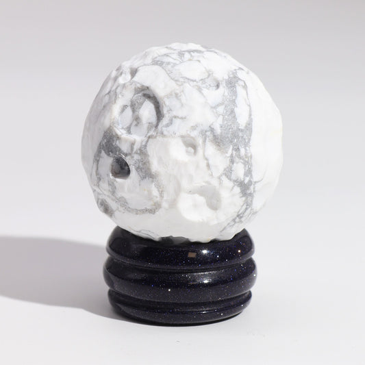 1x Planeta Howlite Blanco con Soporte Solar (LUA) - 40mm - Planetas de piedras preciosas con apoyo solar