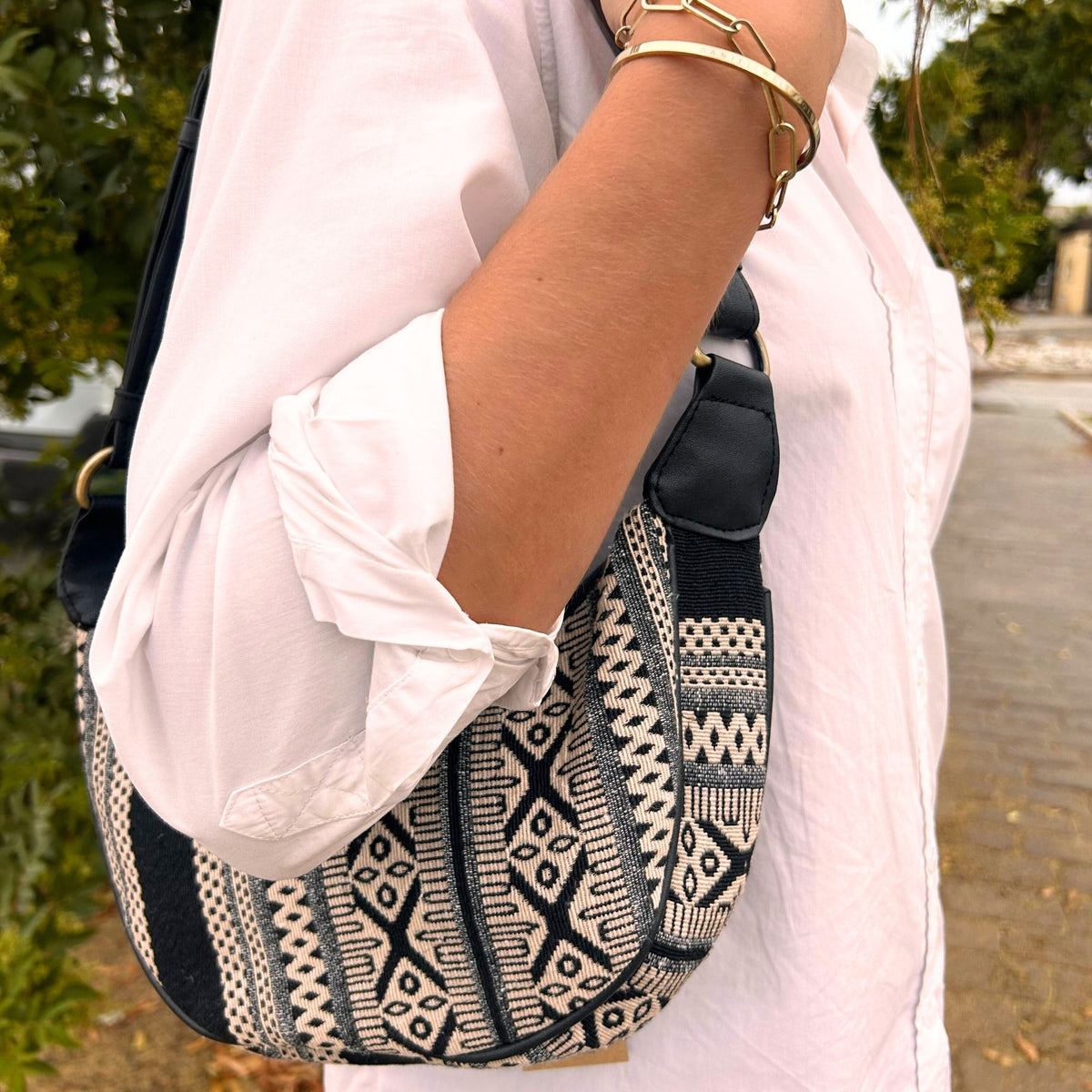 Bolso Hobo de Jacquard - Gris Metro (correa negra) - Bolso de Mano Hobo de Jacquard