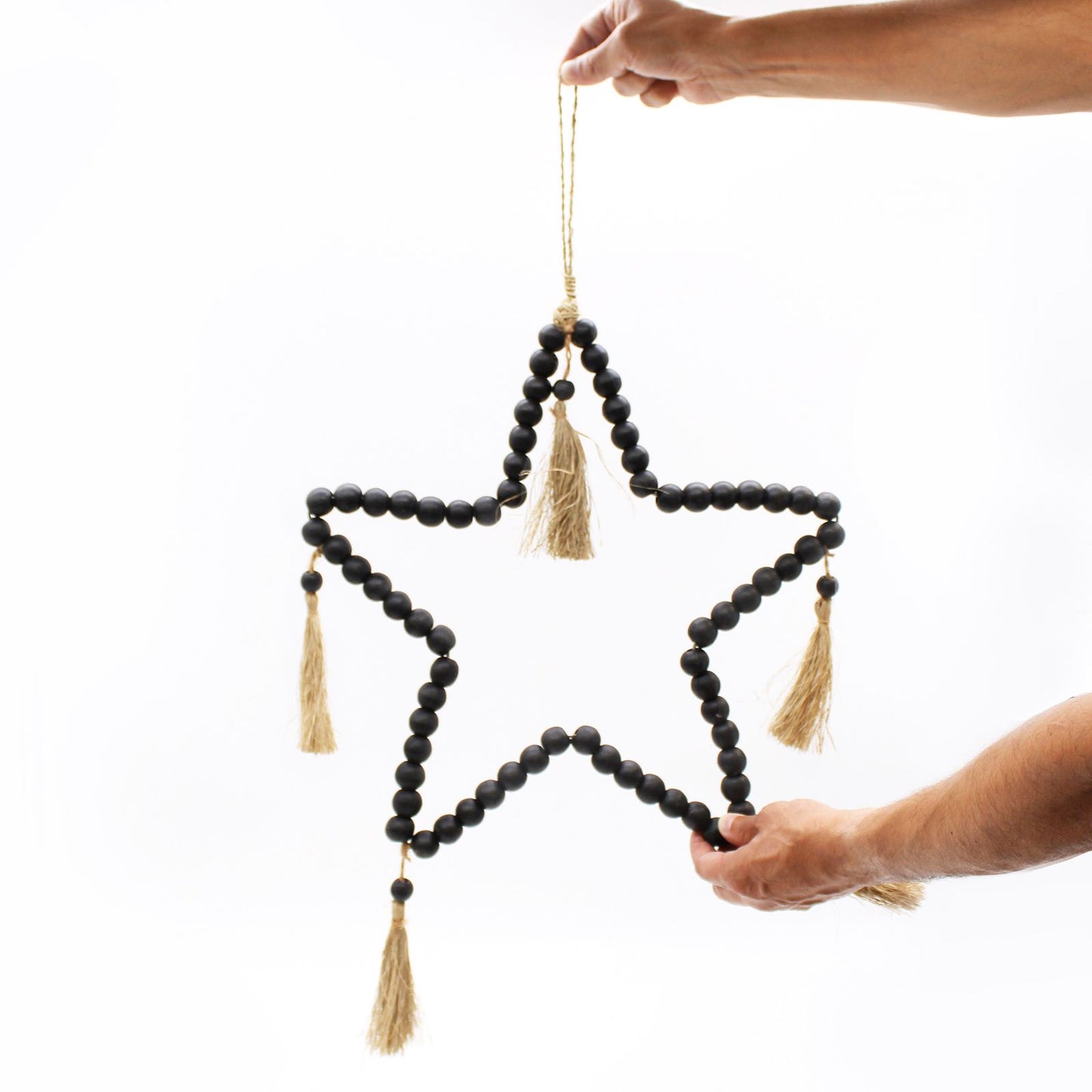 Móvil Decorativo Estrella · Rafia y Cuentas de Madera de Pino