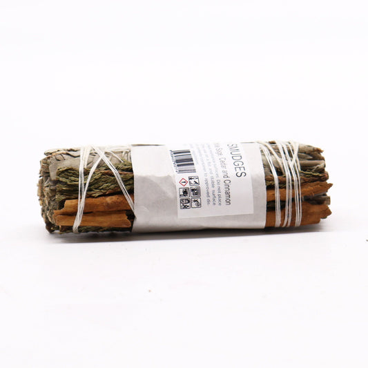 Atado de Hierba - Salvia Blanca, Cedro y Canela - Atados de Smudge – Envuelto individualmente