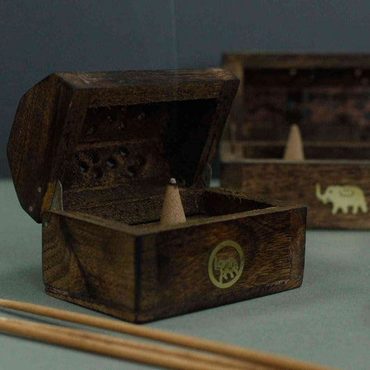 Mini Incense Cone Smoke Box - Mango Wood - Soporte de Incienso