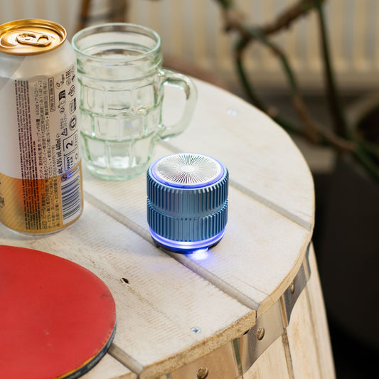 Lampe suspendue de camping verte et mini enceinte