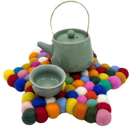 Tapete central de estrella de fieltro - 38 x 18 cm, multicolor | Accesorios de Mesa en Fieltro | El Bazar de Tizar