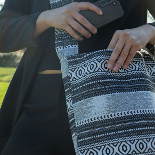 Bolsos Jacquard Naturales – Caravana Urbana – Bolso Tote Nómada - Bolsas Jacquard Naturales – Atlas Nomad, Artisan Product