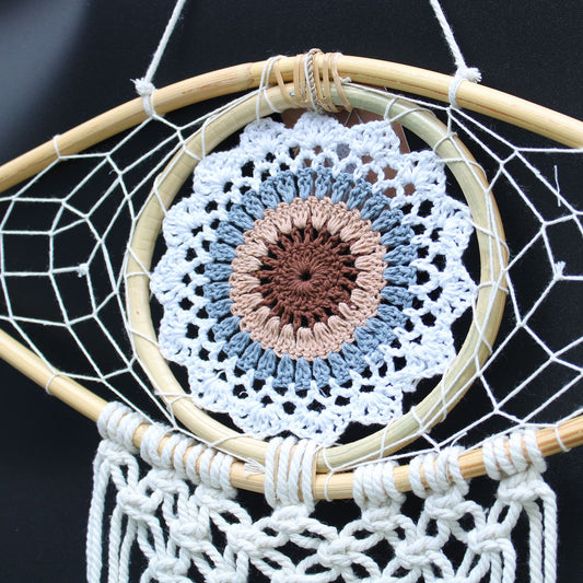 Dreamcatcher - Med Macrame Eye White / Gray / Brown
