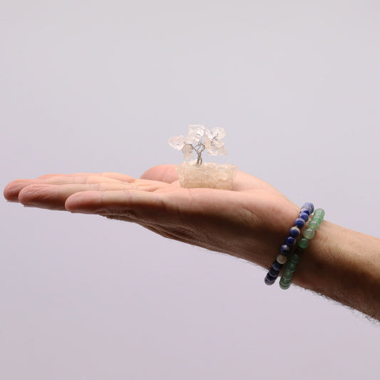 Mini árbol de piedras preciosas sobre base de orgonita - Cuarzo de roca (15 piedras)