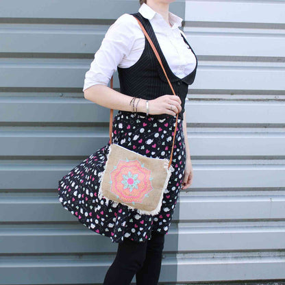 Bolso con flecos - Bordado Mandela