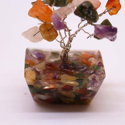 Mini árbol de piedras preciosas sobre base de orgonita - Piedras múltiples (15 piedras) - Mini Árboles De Piedras Preciosas