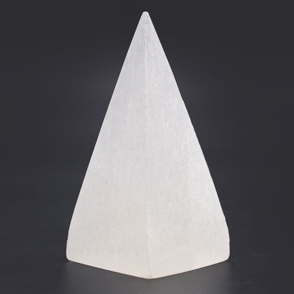 Pirámide de selenita - 10 cm