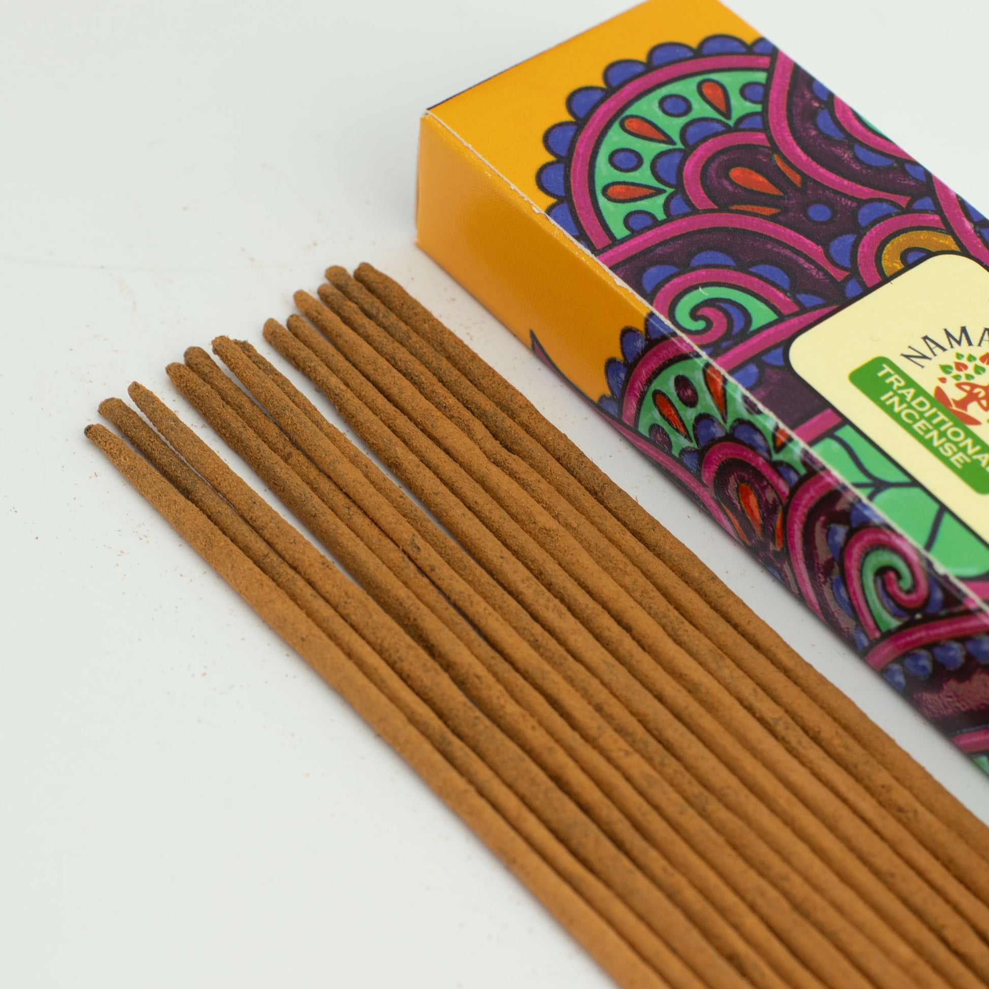 Namaste Mandala Masala Incienso - Palo Santo con Sándalo - Incienso Namaste Mandala Masala
