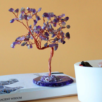 Árbol de piedras preciosas grande: Amatista sobre base de ágata natural (100 piedras) - Gemstone Wishing Trees