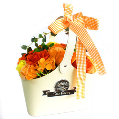 Panier de fleurs de savon artisanal · Orange