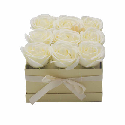 Caja de Regalo - Rosas de Jabón · 9 ud Crema
