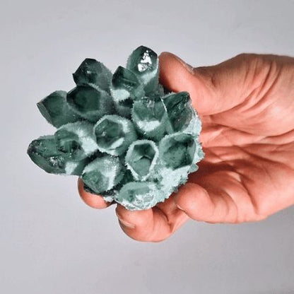 Racimo de Cuarzo Natural Artesanal - Cuarzo Fantasma Verde (aprox 250-300gm 8cm) - Geodas de Calcita Coloreadas y Cúmulos de