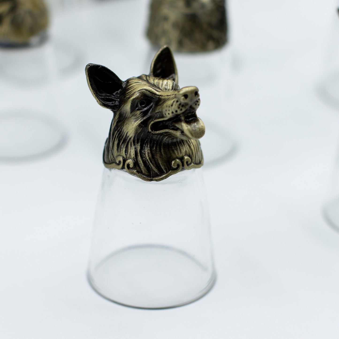 Conjunto de regalo de 12 vasos de chupito Bottom Up (25ml) - Bosque y Criaturas Místicas - Bronce Antiguo