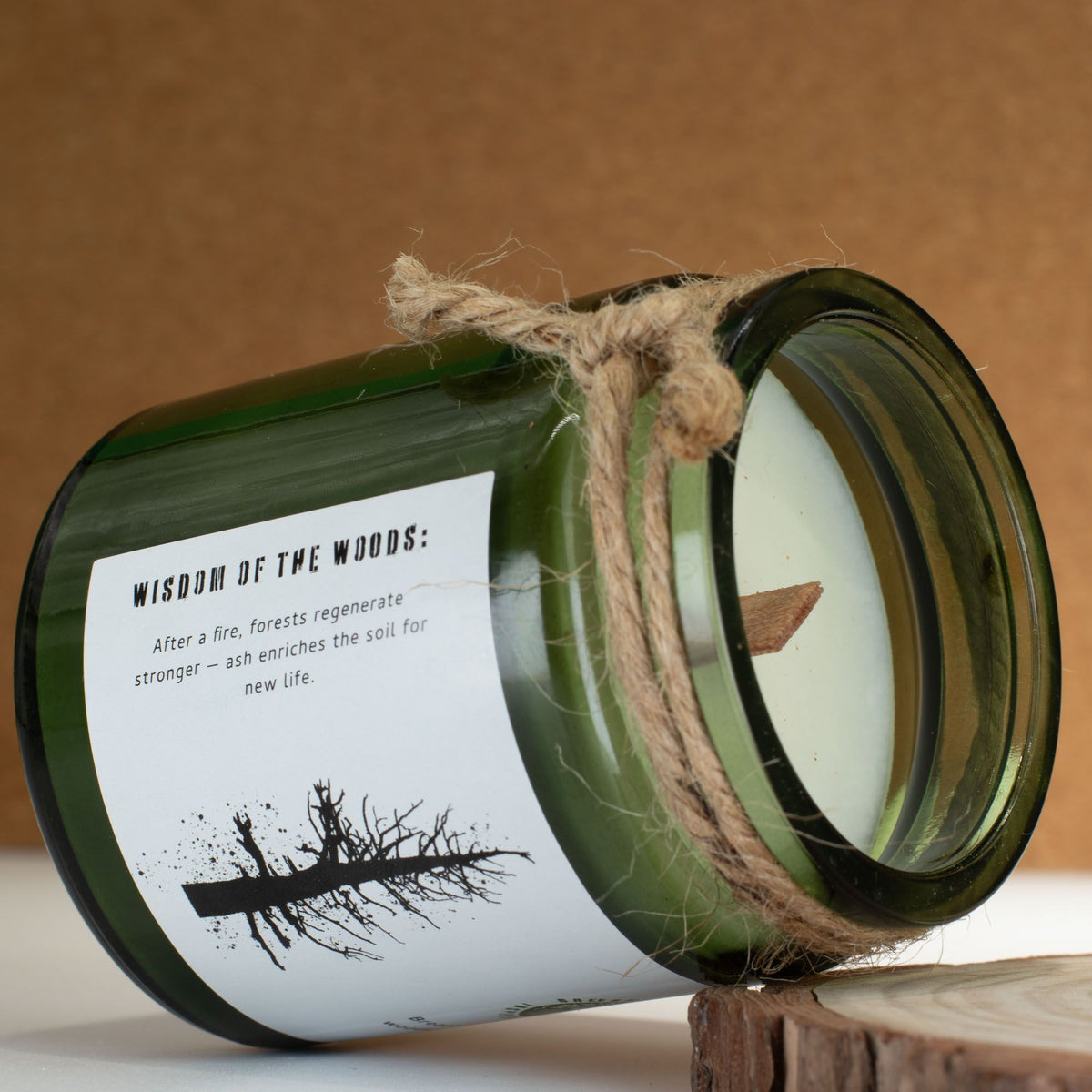 Greenman Woodwick Vela de soja - Ceniza y Humo de Madera - Velas de soja Woodwick de Greenman Rituals, 26 horas