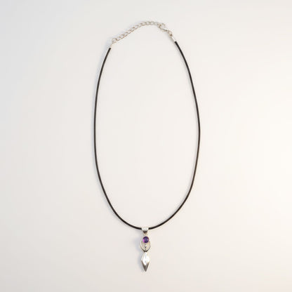 Colgantes devocionales de la India - Baño de plata (Cordón de 45 cm) - Diosa Amatista