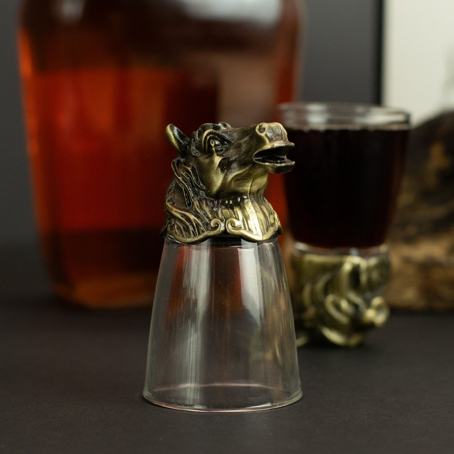 Conjunto de regalo de 12 vasos de chupito Bottom Up (25ml) - Bosque y Criaturas Místicas - Bronce Antiguo