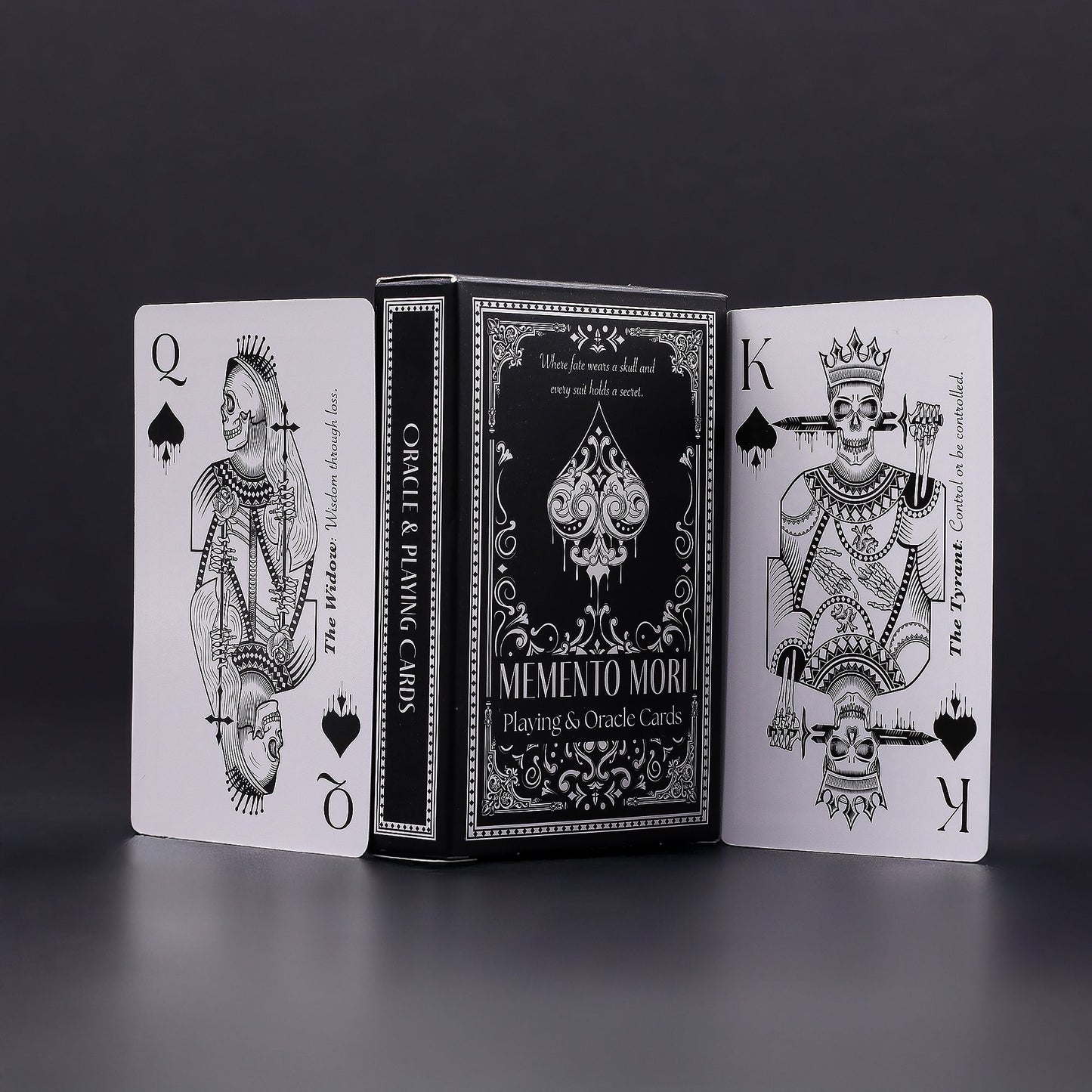 Memento Mori Cartas de juego y de oráculo góticas - Revenda de Cartas de Jogo & Oráculo Para a Sua Loja