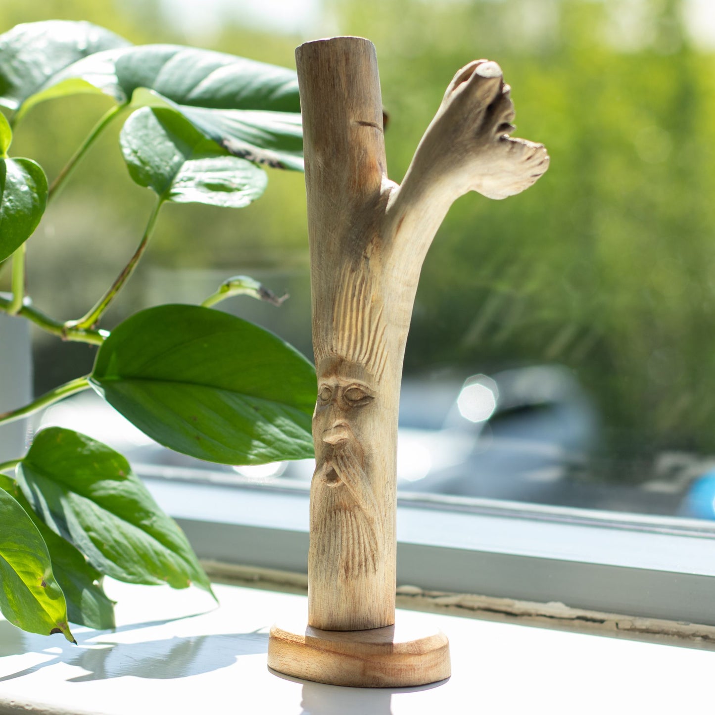 Talla en madera artesanal de parásito - Hombre Verde