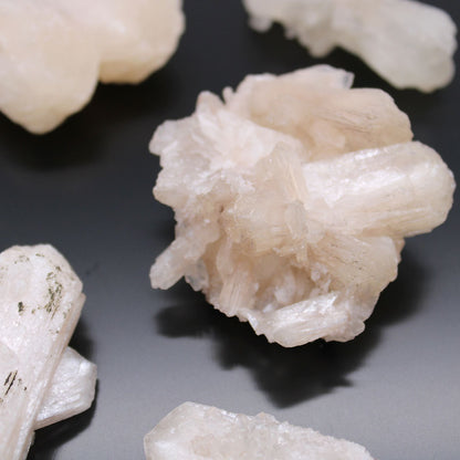 Combinación de Stilbite con Apophyllite 20-30mm