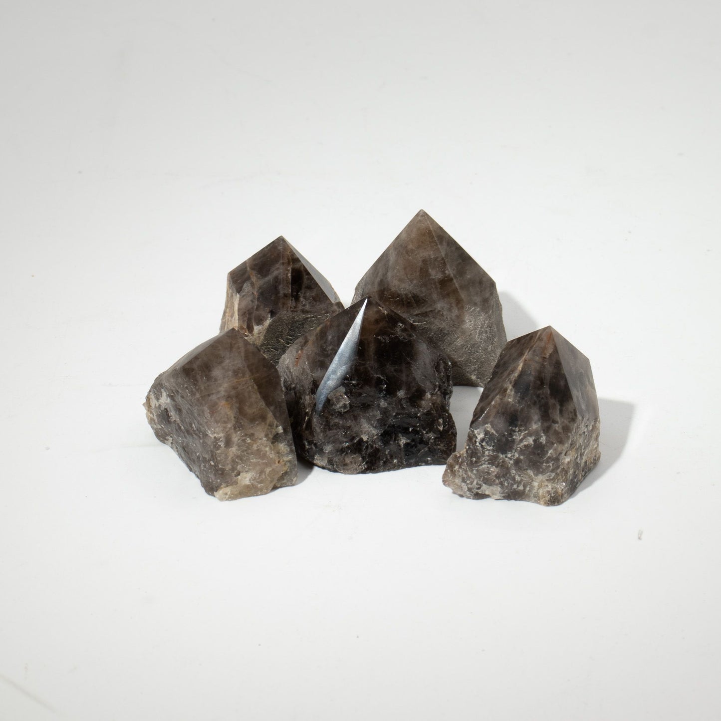 Puntas pulidas superiores de piedra preciosa - Cuarzo ahumado (aproximadamente 5-6 piezas)