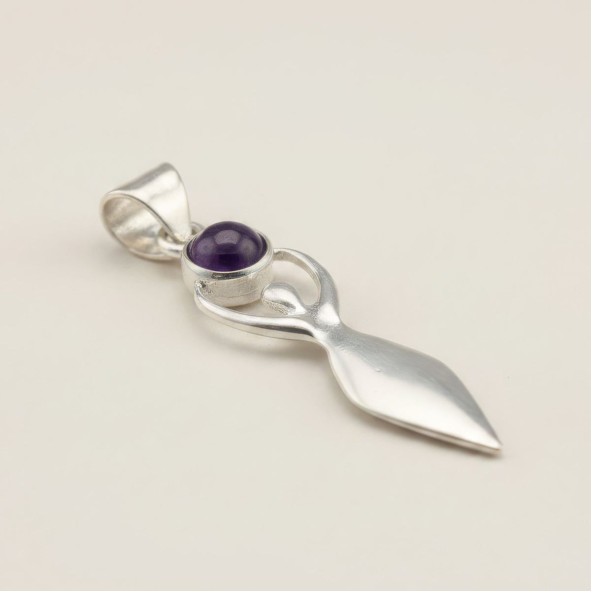 Colgantes devocionales de la India - Baño de plata (Cordón de 45 cm) - Diosa Amatista