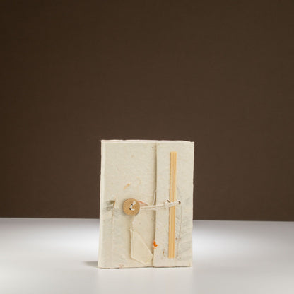 Libreta de flores mixtas de Lokta en mini (12x8cm) con 40 hojas