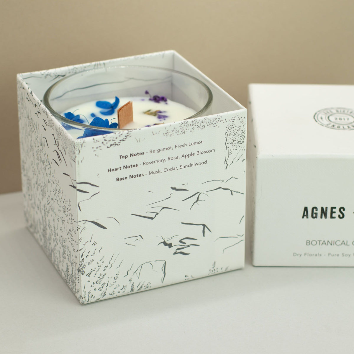 Vela de Cera de Soja Botánica Agnes + Cat - Moorland - Agnes + Cat Velas botánicas de cera de soja, 70 horas