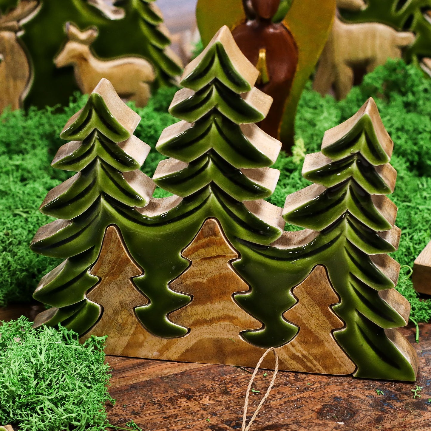 Perdido en el bosque - Decoración de madera 3D de tres árboles - 20x23 cm