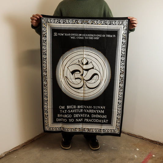 Arte de pared de algodón (70x110 cm) - Om - Bienvenido a Dios