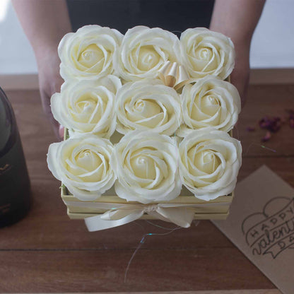 Caja de Regalo - Rosas de Jabón · 13 ud Crema Corazón