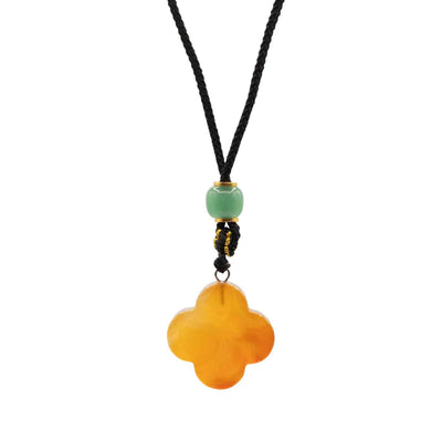 Collier cordon Pendentif pierre précieuse - Jade rouge en forme de trèfle