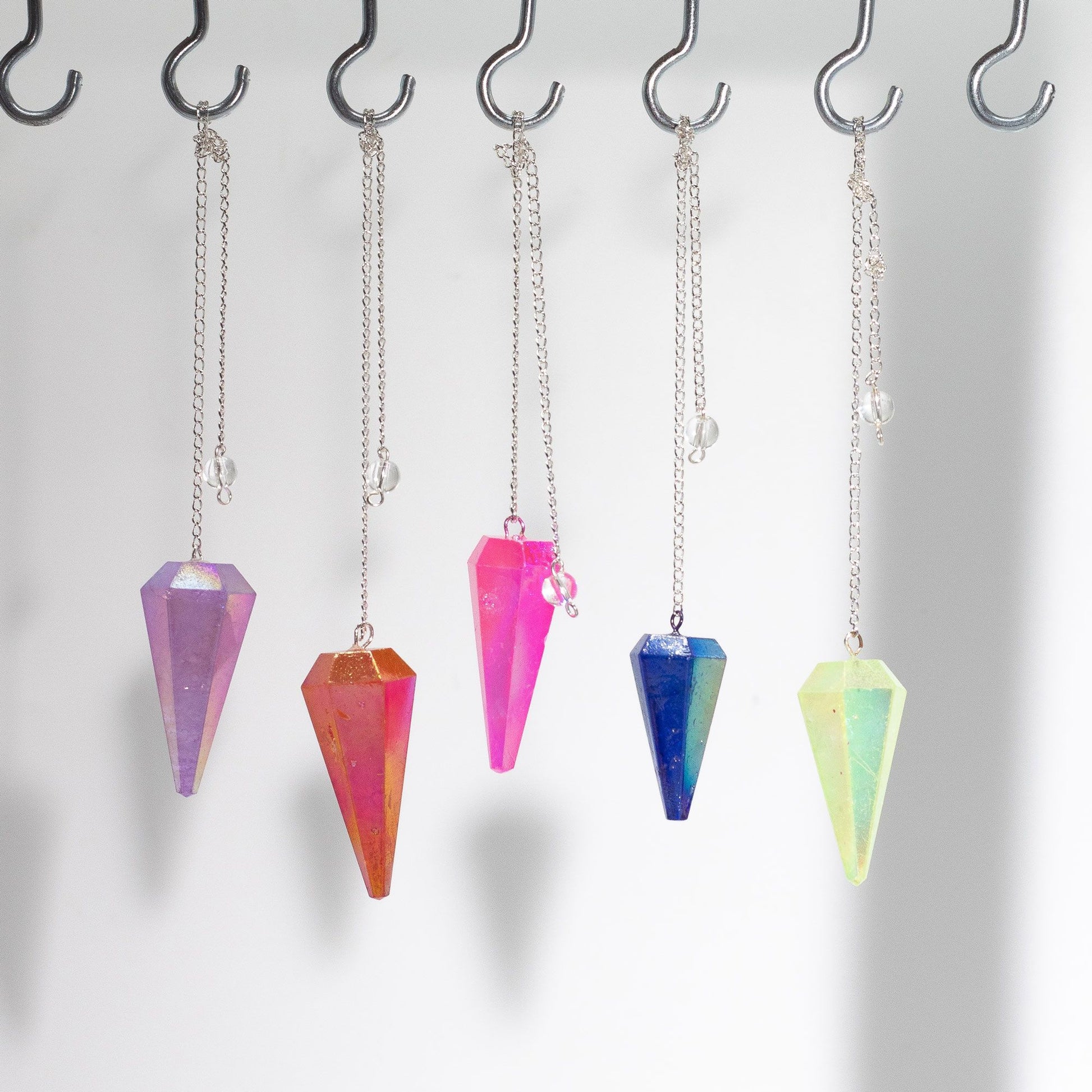 Péndulo de seis caras - Aurora Cristal Rosa - 4 cm - Péndulos Mágicos de Piedras Preciosas