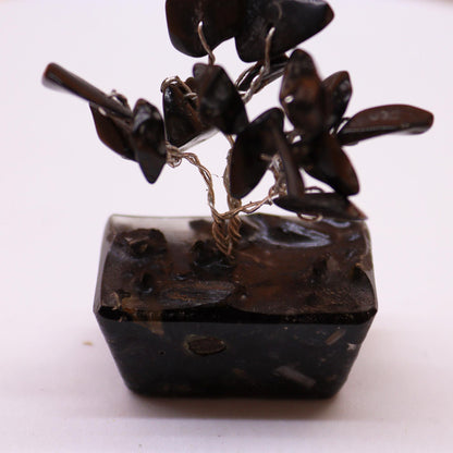 Mini árbol de piedras preciosas sobre base de orgonita - Ágata negra (15 piedras)