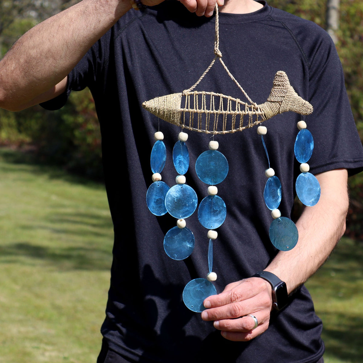 Pez en Cuerda y Gota Azul