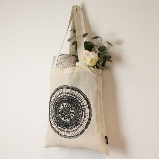 Nomad Sari Icónico Básico Bolso Tote - Mandala Urbana - Natural 4oz