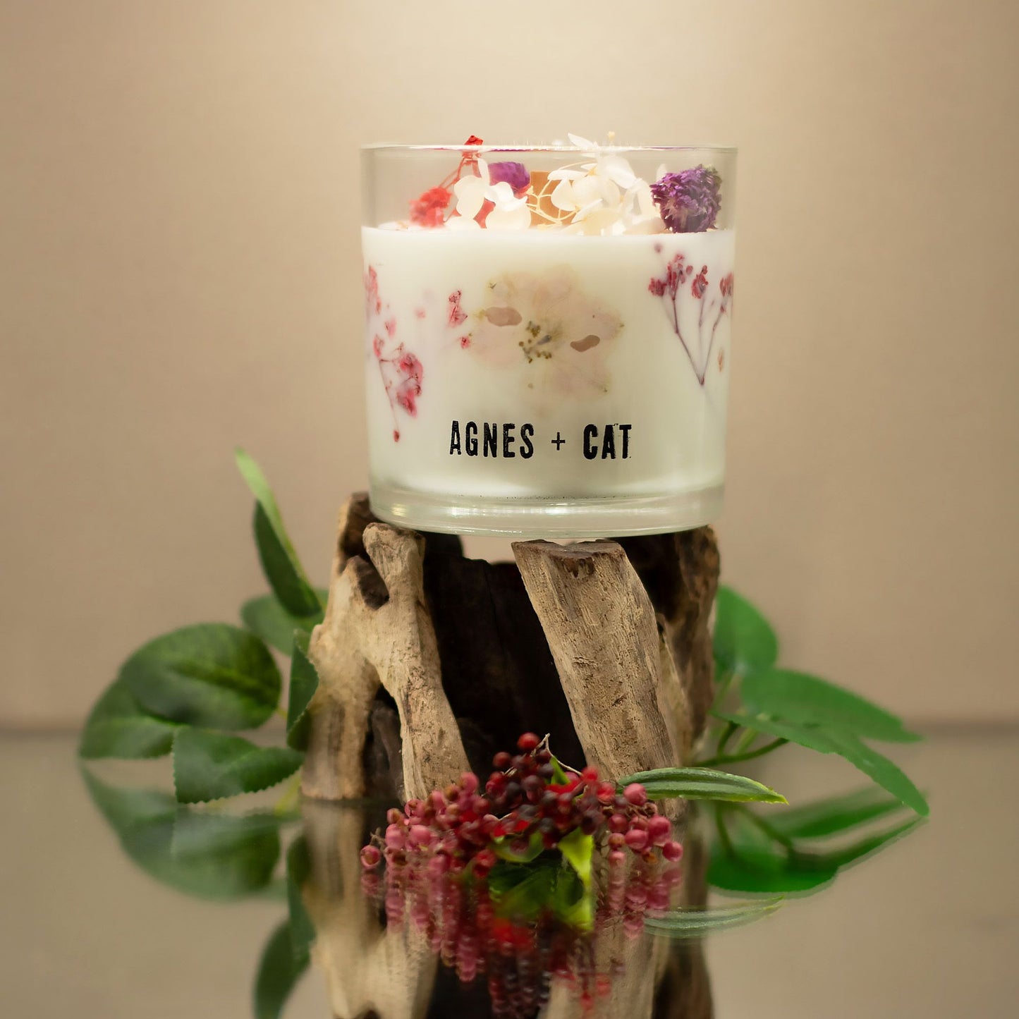 Vela de cera de soja botánica Agnes + Cat - Roses of Sawrey - Agnes + Cat Velas botánicas de cera de soja, Cruelty Free