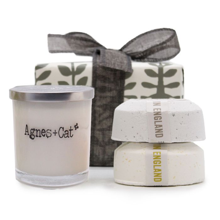 Set de Regalo: Bombas de baño de Windermere & Cítricos + Vela de Luna de Terciopelo