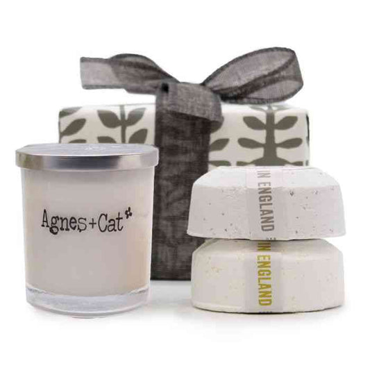 Set de Regalo: Bombas de baño de Windermere & Cítricos + Vela de Luna de Terciopelo - Gift Packaging Handmade Made In UK | El