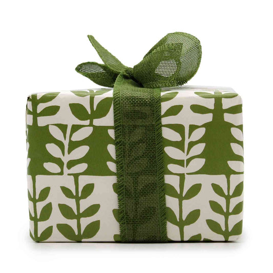 Set de Regalo: Bomba de baño de Higo blanco & Arándano silvestre + Vela de Ruibarbo | Set de Regalo Agnes+Cat | El Bazar de T