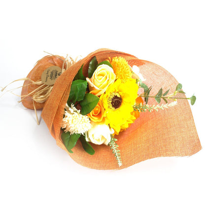 Ramo de Flores de Jabón Artesanal · Naranja Vibrante