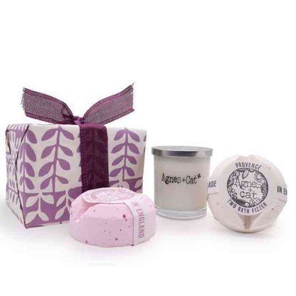 Set de Regalo: Bombas de baños de Provenza & té y rosas+ Vela de Piedra Lunar