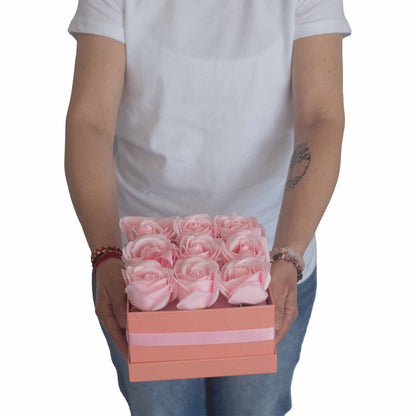 Caja de Regalo - Rosas de Jabón · 9 ud Rosa